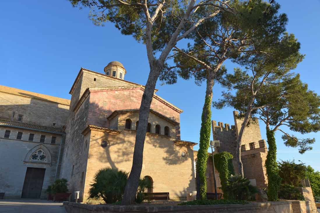 iglesia de sant jaume en Alcudia al norte de la isla de Mallorca