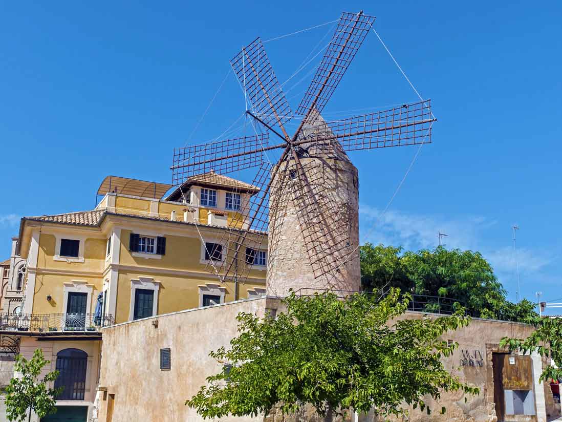 molinos-de-viento-del-barrio-Es-Jonquet-de-Palma
