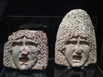 estatuas del museo arqueologico de aguilas en murcia