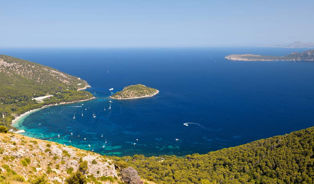 vista panoramica de la playa pi de la posada o tambien llamada Playa de Formentor