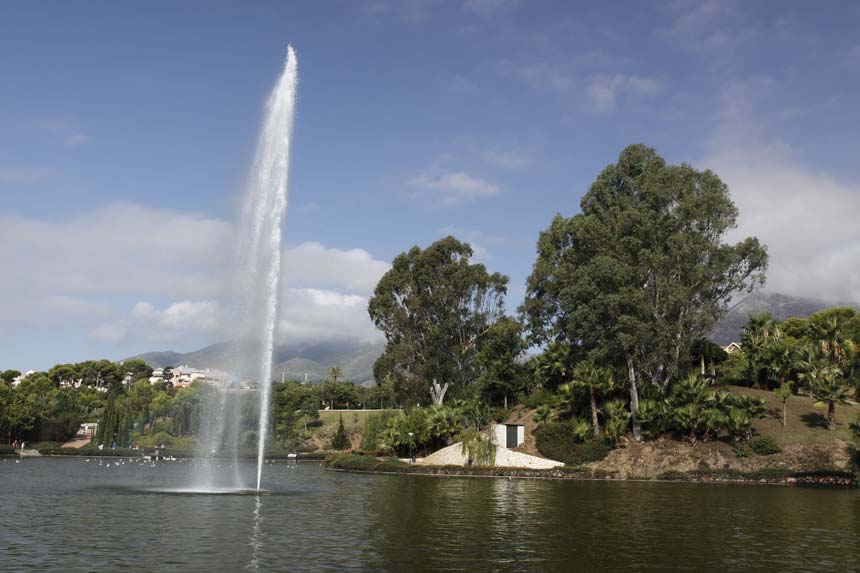 Lakes in Paloma Park in Benalmadena (1)