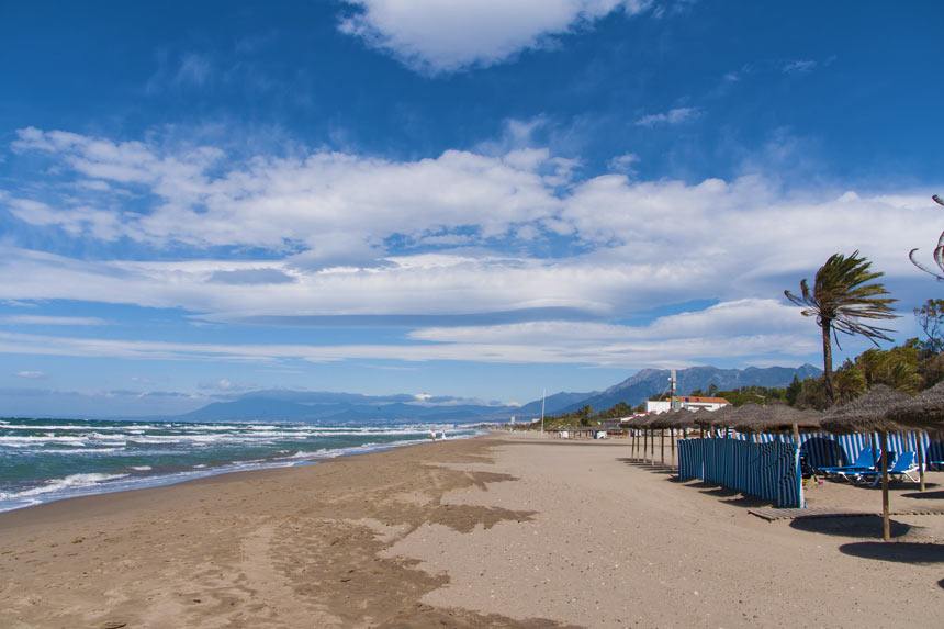 Real Zaragoza beach, Marbella - Spain. What to do and see? - Tripkay
