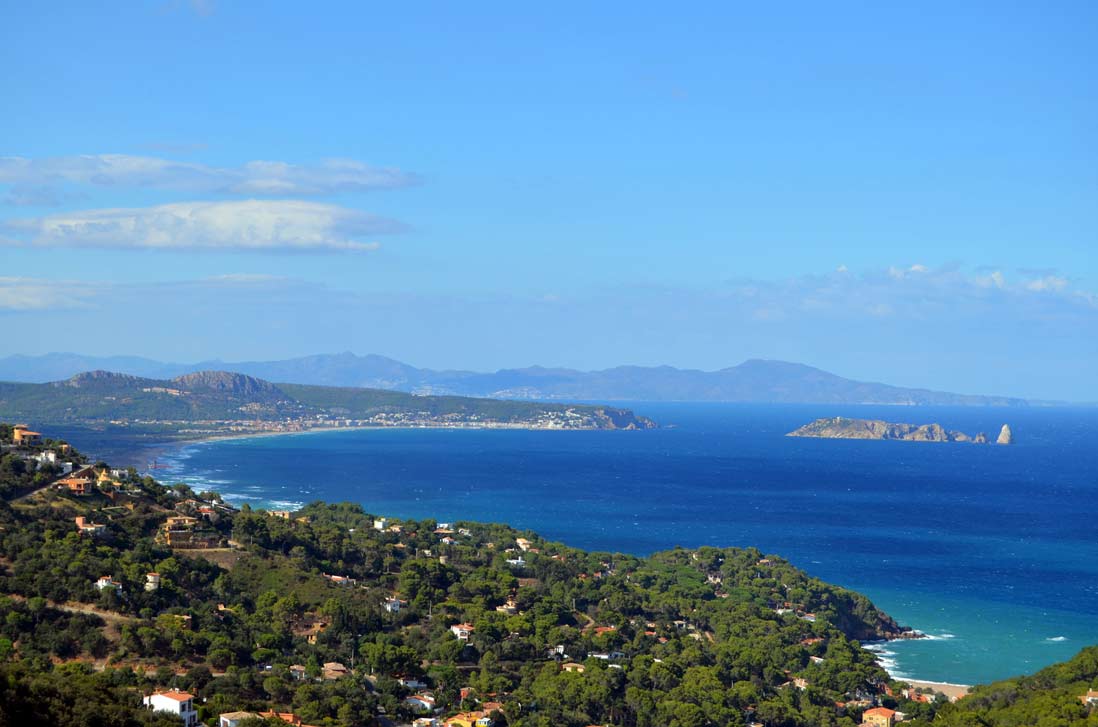 Panoramic view islas medas in Costa Brava Parque Natural del Montgrí, Illes Medes y Baix Ter