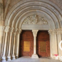 Puerta de acceso al Claustro de Tarragona