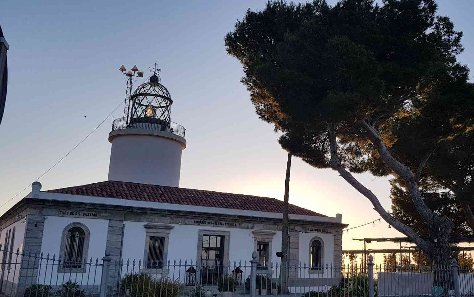 Faro Sant Sebastià de la Guarda Tripkay